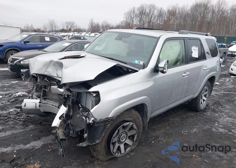 2022 Toyota 4Runner Trd Off Road Premium из США, поврежденный, VIN JTERU5JR2N6033975